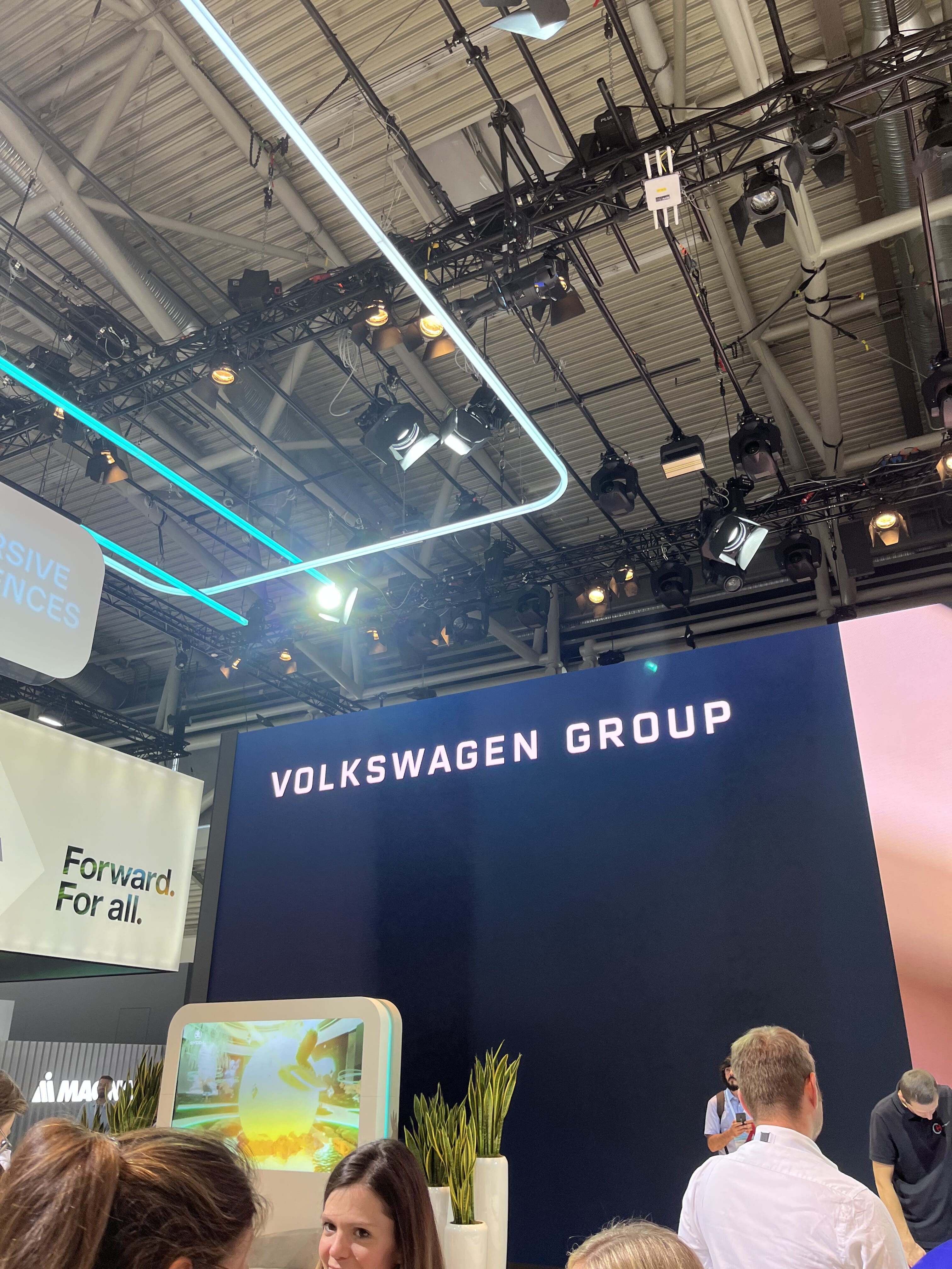 Mahag Automobilhandel Und Service - Volkswagen Volkswagen Volkswagen: IAA MOBILITY 2023 » MAHAG Volkswagen